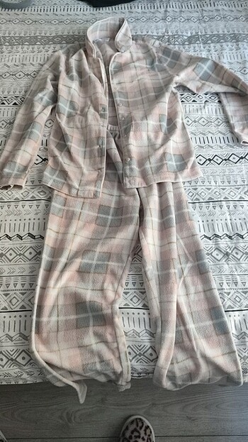 Pijama takımı
