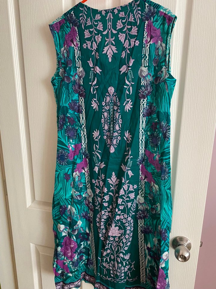 V Yaka Turkuaz Desenli Uzun Tunik - Görsel 2