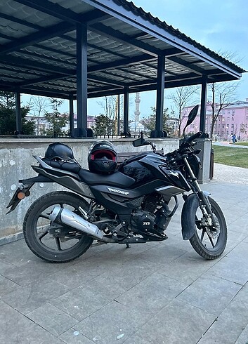Tvs raider 125 motor
