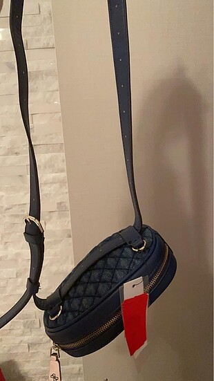 Guess Guess marka bel çantası