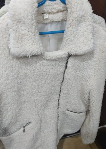Beyaz Peluş Kadın Kış Ceketi - Görsel 3