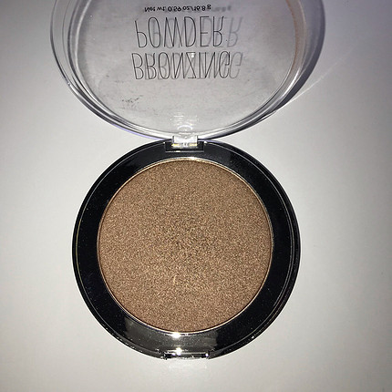 universal Beden H&M bronzing powder - shimmer bronze