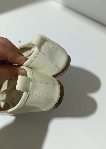 Kız Çocuk Beyaz Fiyonklu Babet Ayakkabı - Görsel 6