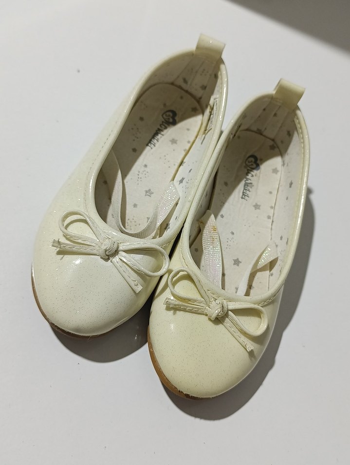 Kız Çocuk Beyaz Fiyonklu Babet Ayakkabı - Görsel 4