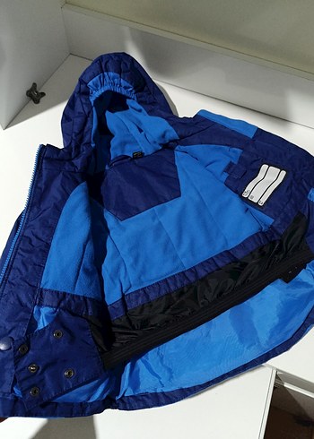 Erkek Çocuk Mavi Kapüşonlu Fermuarlı mont - Görsel 4