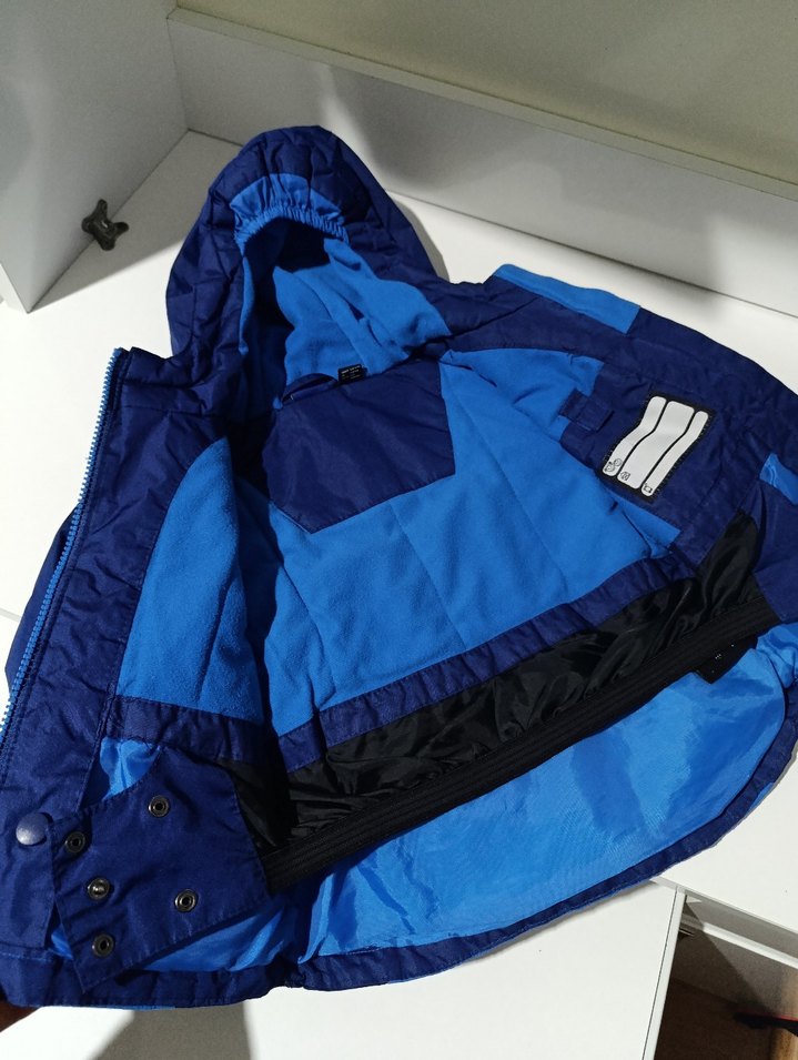 Erkek Çocuk Mavi Kapüşonlu Fermuarlı mont - Görsel 4