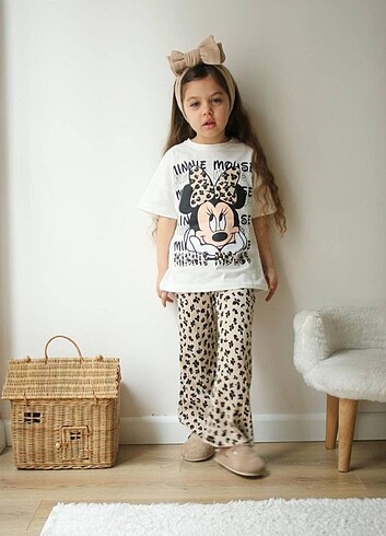 Leopar desenli tayt tişört takım - Görsel 2