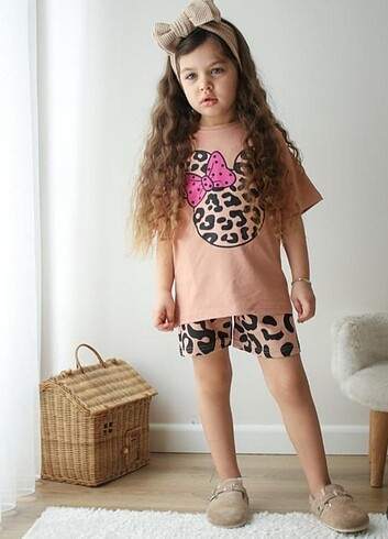 Kız çocuk şort tişört takım - Görsel 2