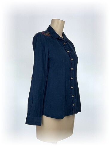 Diğer PreLoved Gömlek %70 İndirimli.
