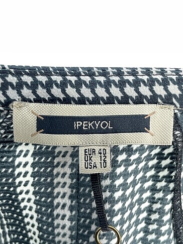 40 Beden çeşitli Renk ipekyol Gömlek %70 İndirimli.