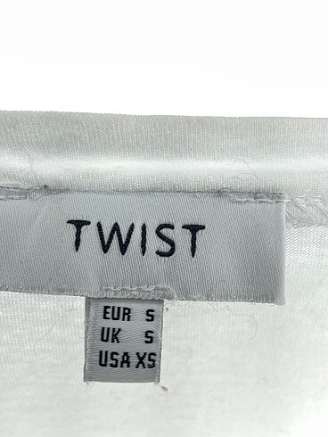 s Beden beyaz Renk Twist T-shirt %70 İndirimli.