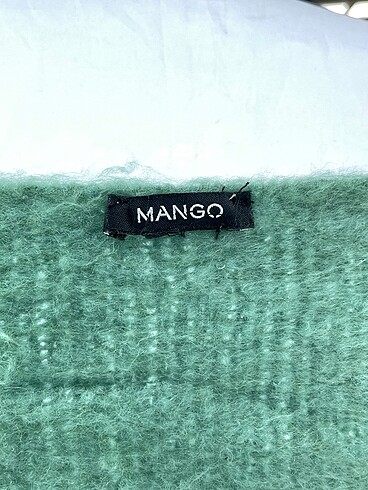  Beden Mango Şal %70 İndirimli.