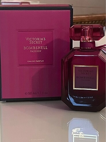 Victoria?s Secret Bombshell Passion EDP 50 ml