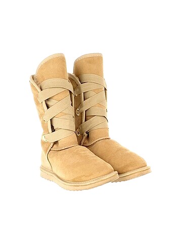 Ugg Ugg Çizme %70 İndirimli.