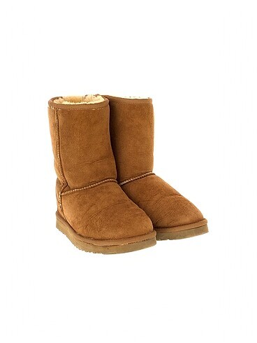 Ugg Ugg Bot %70 İndirimli.