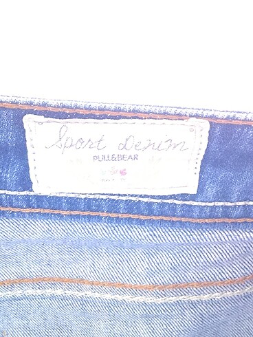 36 Beden çeşitli Renk Pull and Bear Jean / Kot Şort %70 İndirimli.