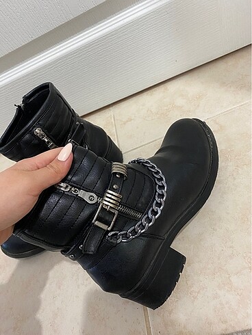 Zara bot