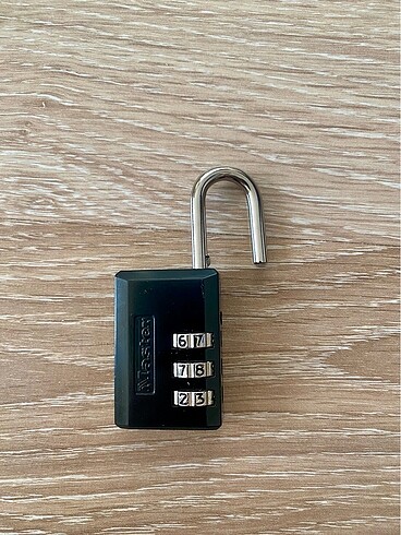Beden Renk Master Lock şifreli kilit