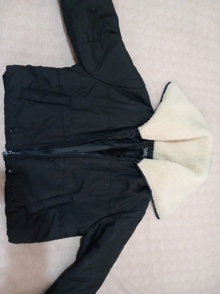 Kadın Siyah Kürklü Günlük Mont - Görsel 2