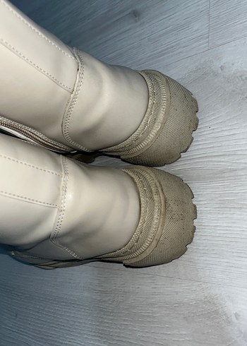 Bej Kadın Bağcıklı Normcore Bot - Görsel 4