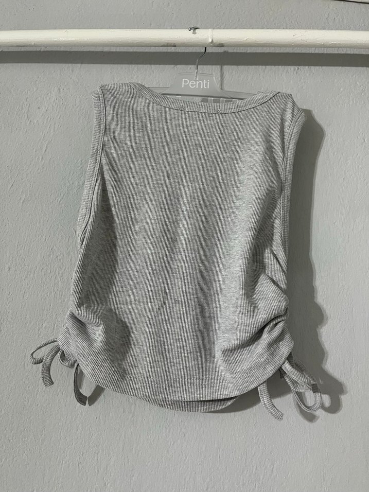 Gri  Kolsuz Yüksek Yakalı Atlet - Görsel 2