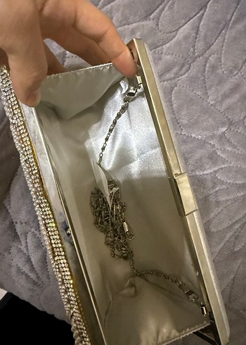 Boncuk İşlemeli Altın Kadın Portföy Çanta - Görsel 4