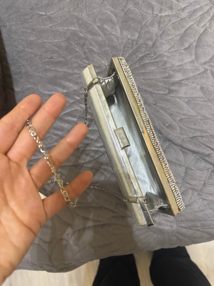 Boncuk İşlemeli Altın Kadın Portföy Çanta - Görsel 3