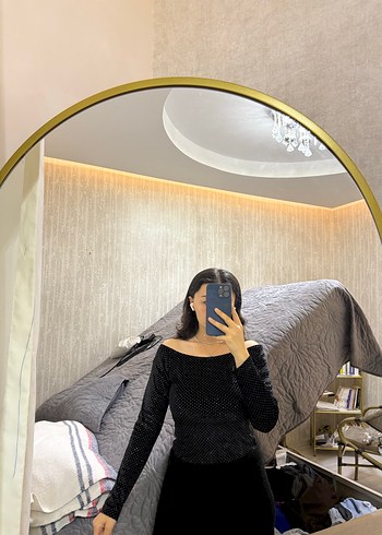 Siyah Uzun Kollu Pul İşlemeli geniş yakalı Bluz - Görsel 5