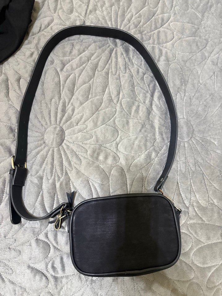 Siyah Kadın Çantası - Görsel 4