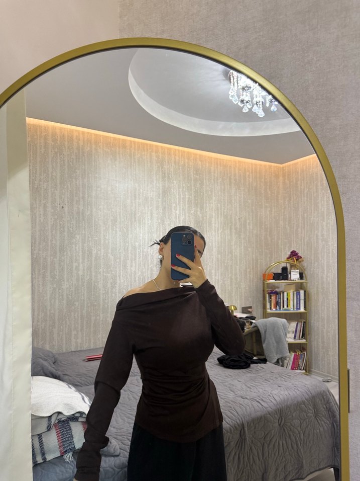 Kahverengi bluz - Görsel 3