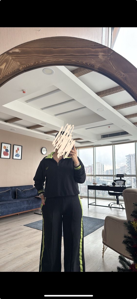 Urban beat 
Kadın Siyah Spor Takım Yüksek Yakalı Fermuarlı - Görsel 4