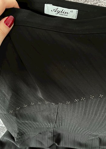 Siyah Uzun Piliseli Kadın Etek - Görsel 2