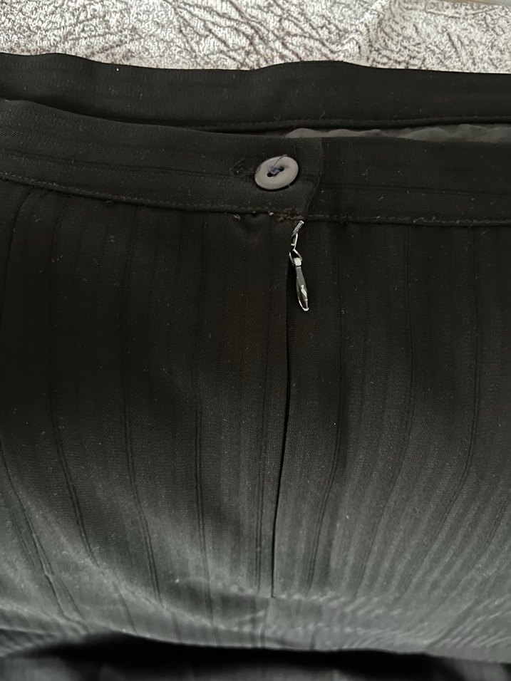 Siyah Uzun Piliseli Kadın Etek - Görsel 3