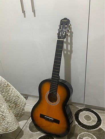 Gitar