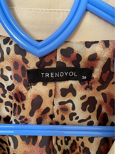 38 Beden ten rengi Renk Trendyol Leopar Blazer Ceket