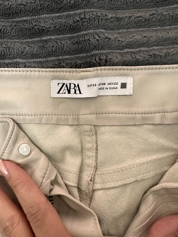 Düğmeli Bej Deri Kadın Pantolon - Görsel 2