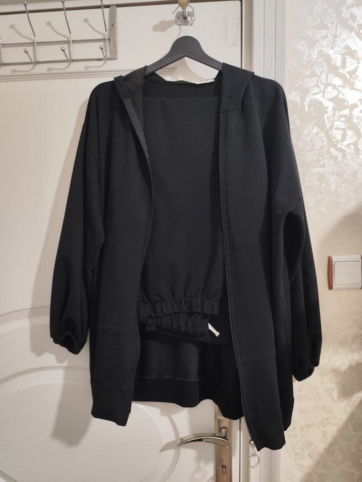 Siyah Kapüşonlu Fermuarlı Oversize Sweatshirt - Görsel 2