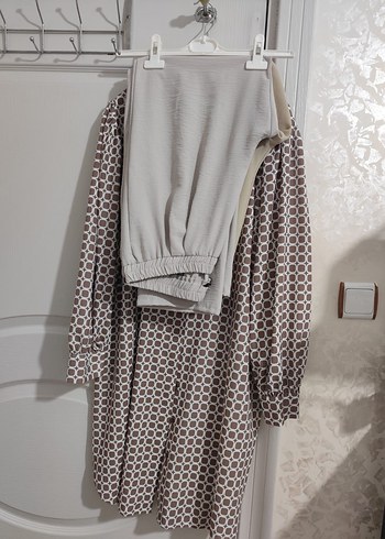 Uzun Kollu Bohem Puantiyeli Kadın Elbisesi - Görsel 4