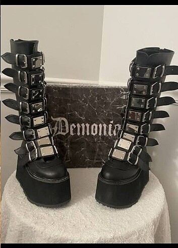 Demonia Damned 318 