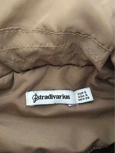 s Beden Stradivarius Mont