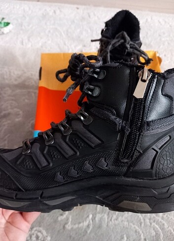 Erkek cocuk bot - Görsel 8