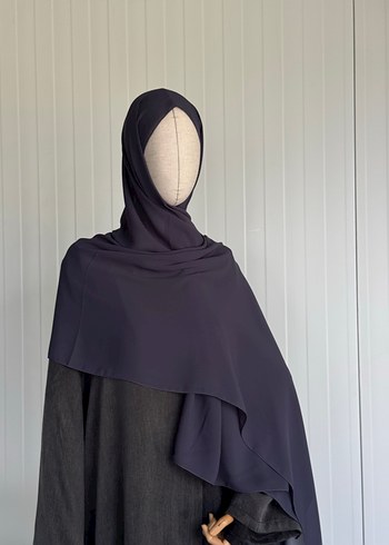 Siyah Kadın Şal, Döşemeli, Minimalist