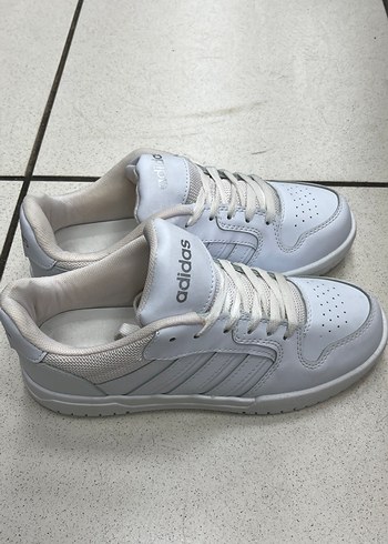 Adidas 40