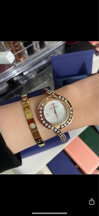 Swarovski saat