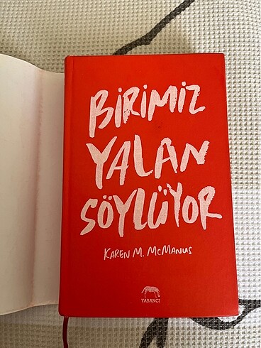  Birimiz Yalan Söylüyor (Ciltli)