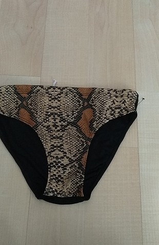 bikini altı