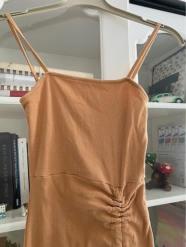 Butik krem mini elbise