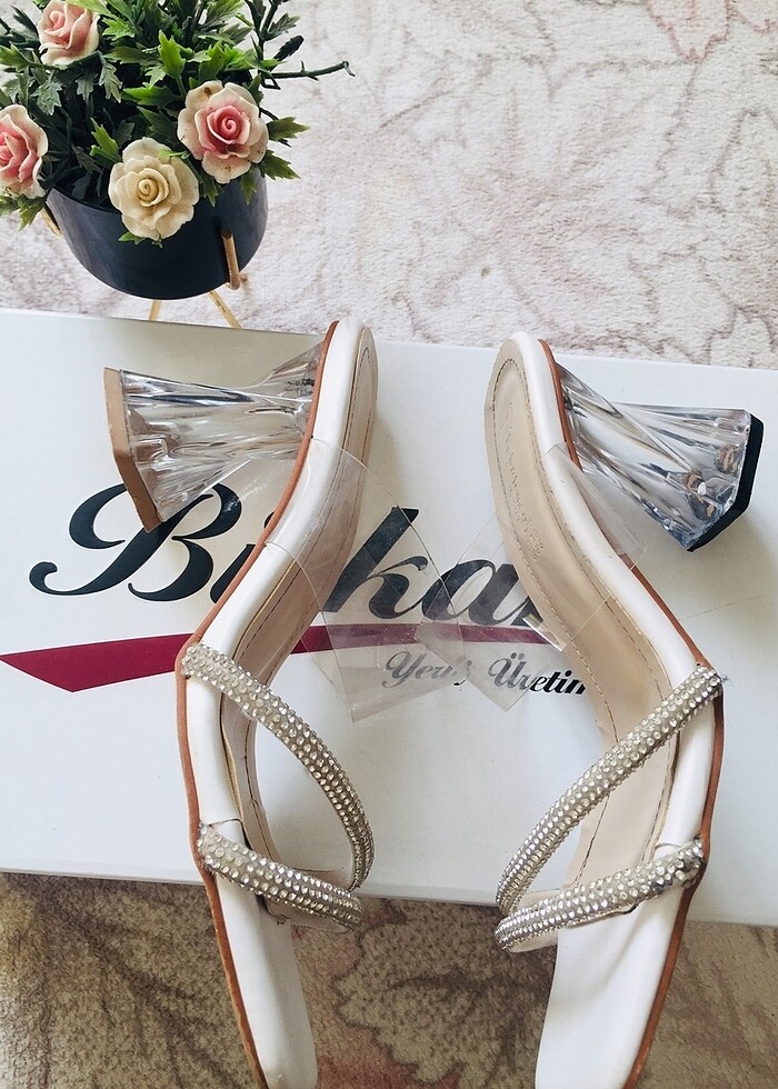 Topuklu sandalet - Görsel 3