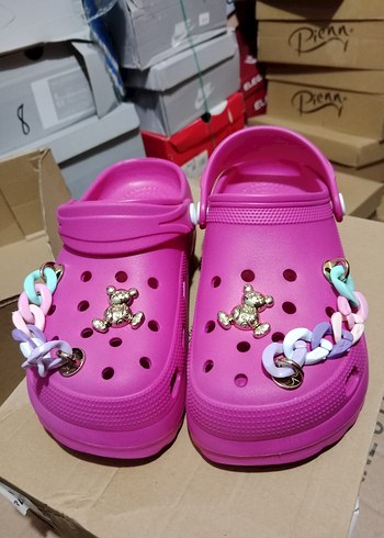 Pembe Zincir Detaylı Yüksek Topuklu Terlik
