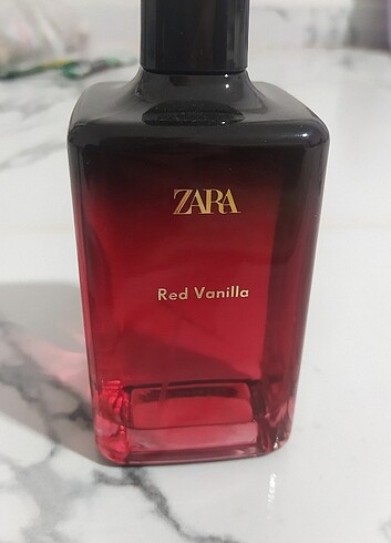 Orjinal Zara parfüm red vanilla